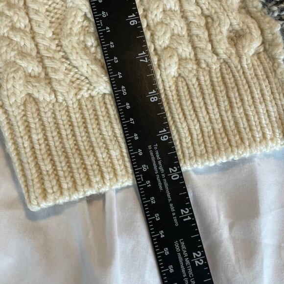 One Girl Who Cable Knit Cardigan Wool Sweater With Chunky Buttons & Ribbed - Picture 6 of 11